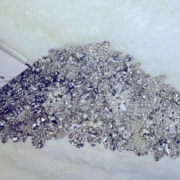 Pronovias Barcelona Couture Bridal Hairpiece - Picture 6 of 8